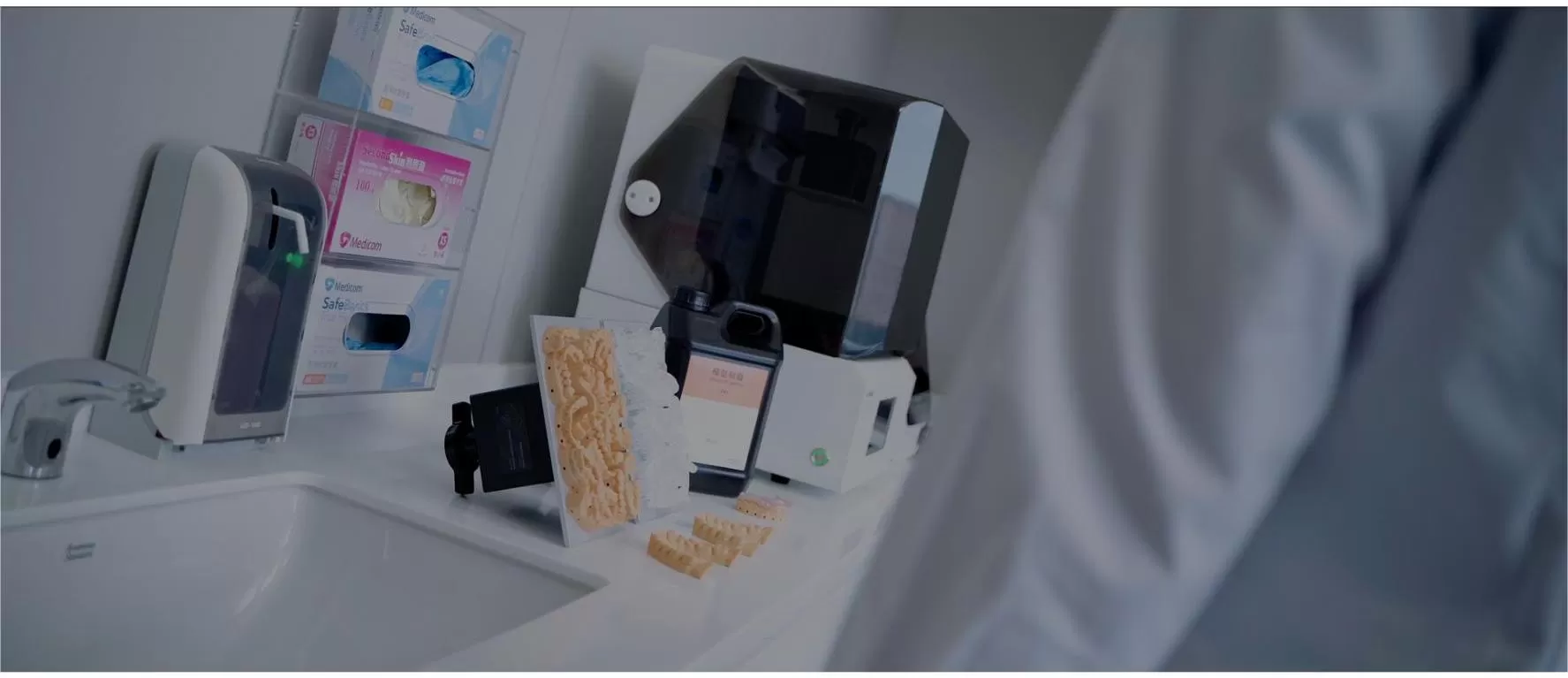 Máy in 3D nha khoa Shape 1