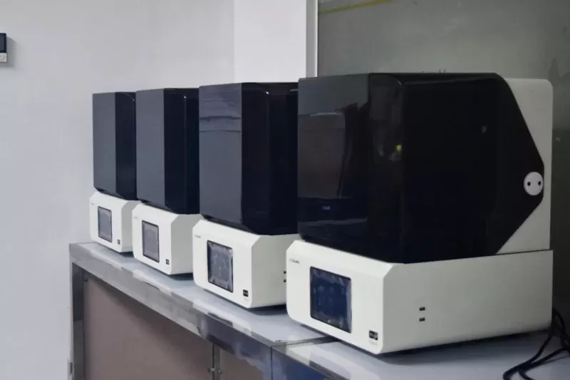  các đối tác nha khoa kỹ thuật số fulong Trung Quốc với giải pháp in 3D rayshape giúp giảm đáng kể tỷ lệ phục hồi khuôn nha khoa cấy ghép! 