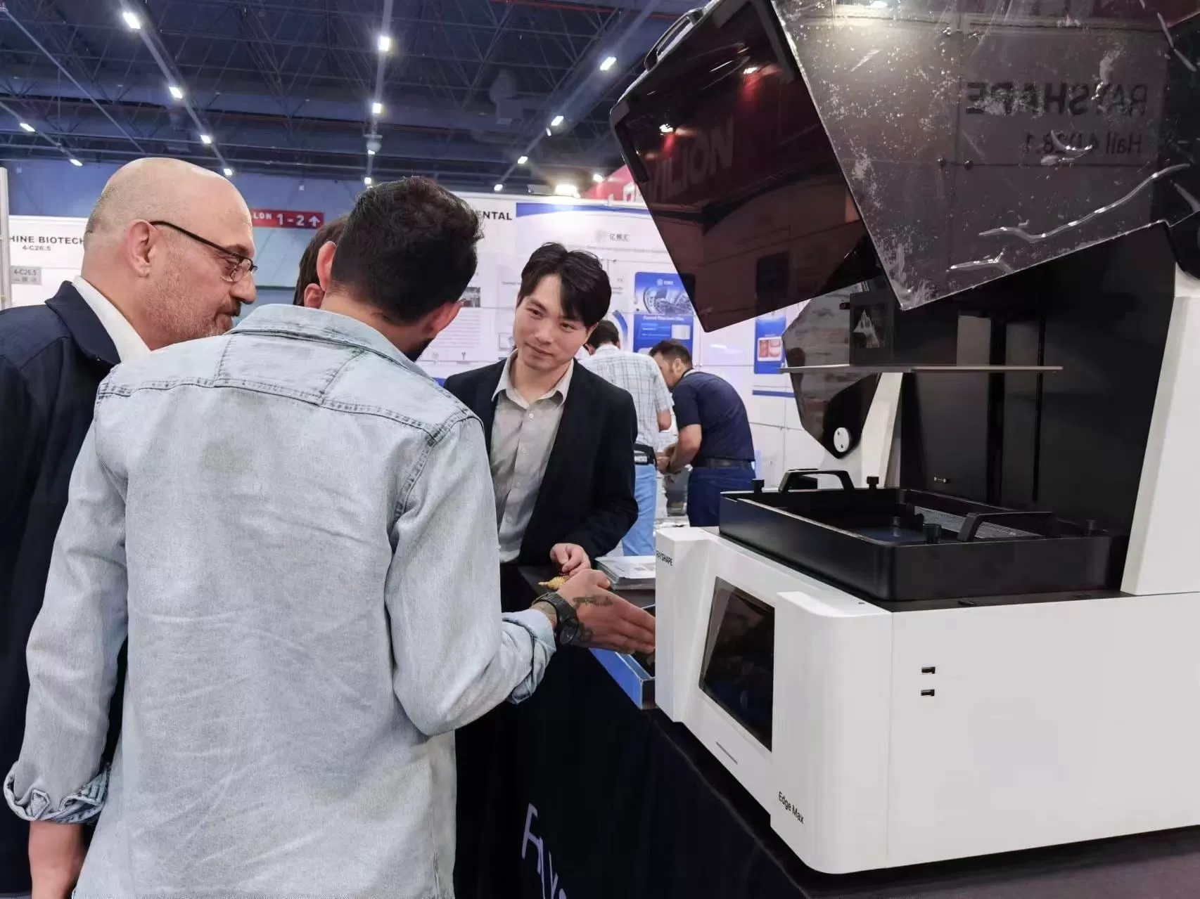 Edge E2 High cost Performance leads Digital Dental Transformation Edge E2 High cost Performance leads Digital Dental Transformation